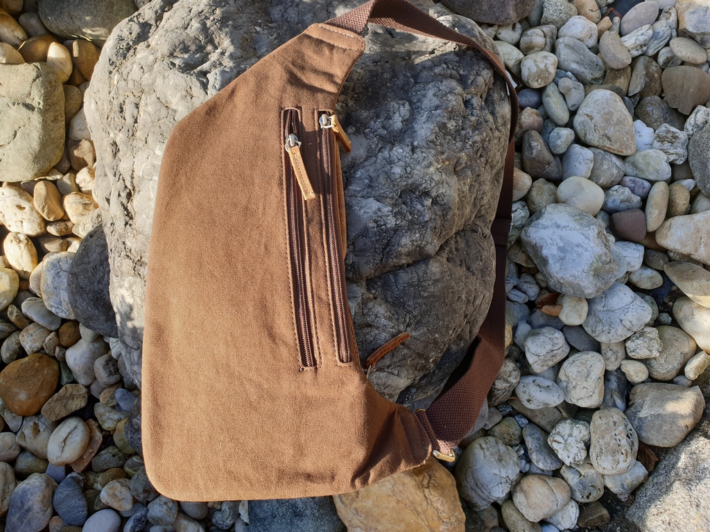 Vintage CrossOver Bag