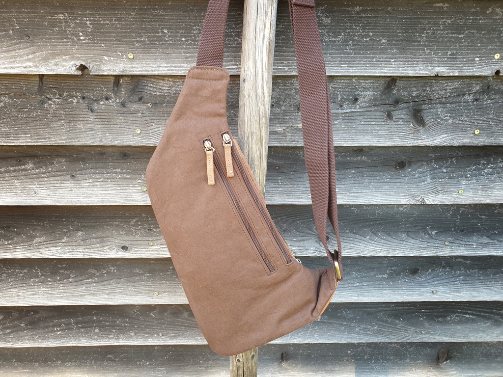 Vintage CrossOver Bag