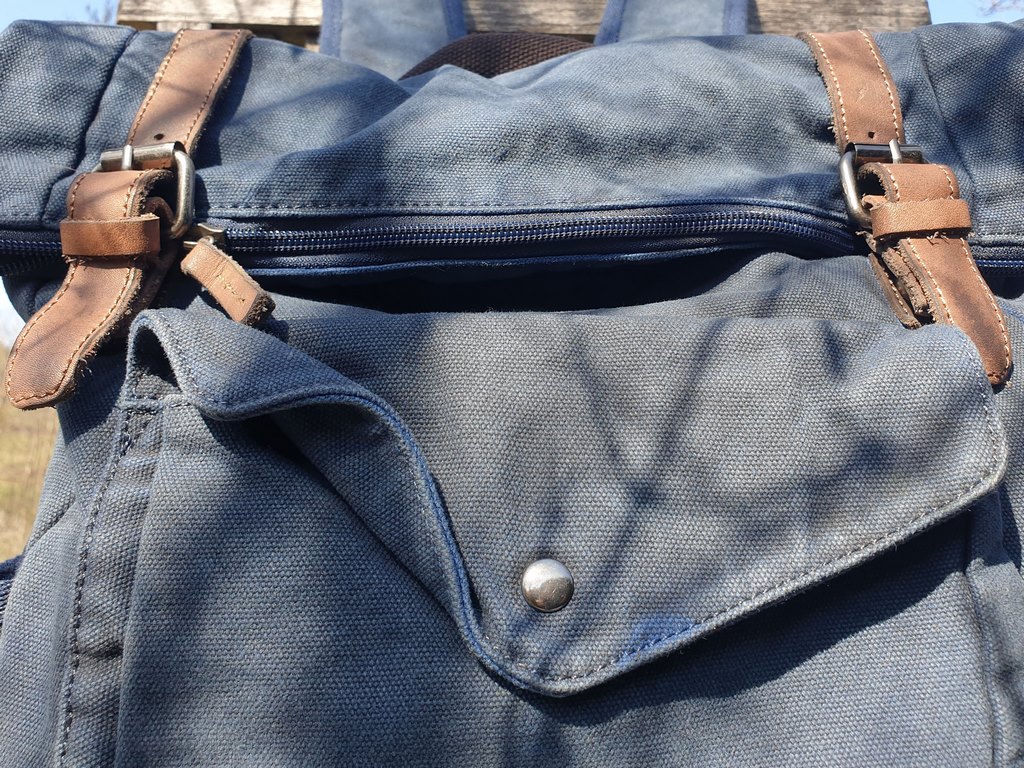 Vintage Aviator Backpack Blue Edition