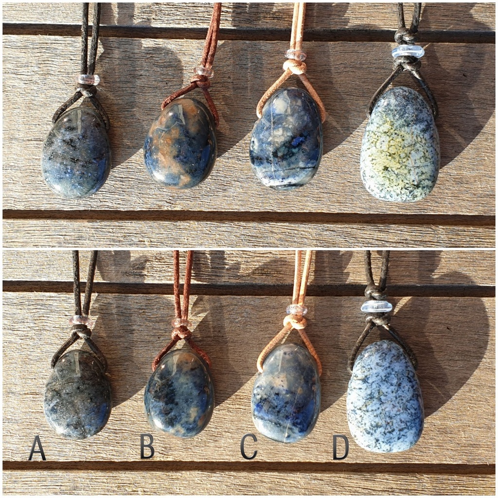 Dumortierit Lederkette