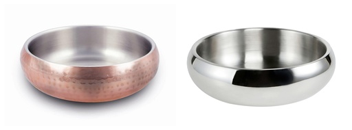 zwei Hundenäpfe aus Edelstahl in zwei verschiedenen  Farben und Oberflächen