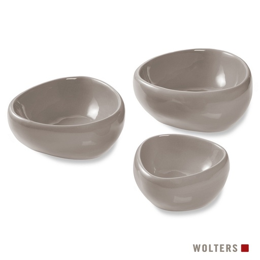 Beigebraungraue Keramikhundenäpfe in drei Größen in Dreiecksform mit runden Ecken
